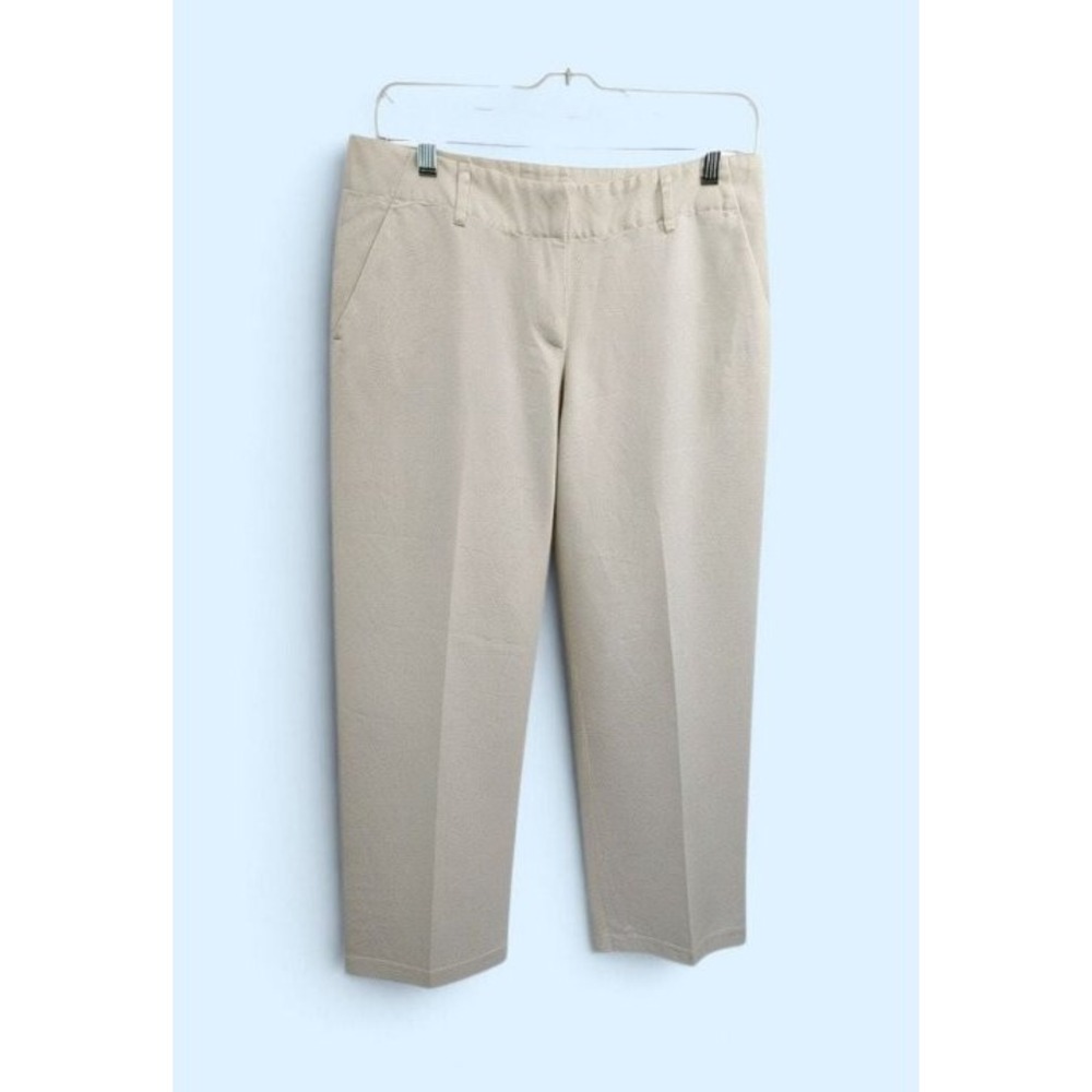 Ann Taylor Factory Signature White Straight Leg Trouser Capris